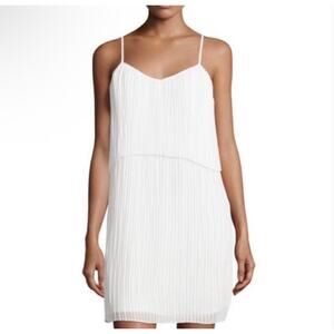 BCBGeneration NWOT Optic White Pleated Tiered Chiffon Stunning Mini Dress Small